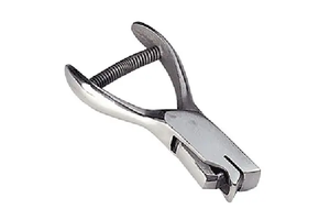 Hand-Held Slot Punch Without Guide