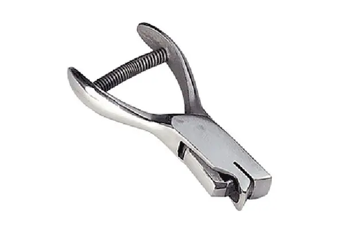 Hand-Held Slot Punch Without Guide